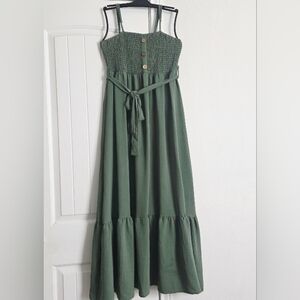 Timeless7 Green Smocked Maxi Dress – Size XL